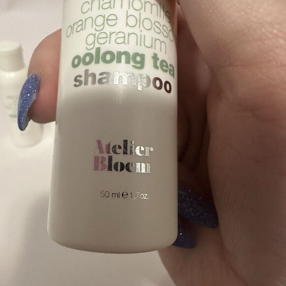 Atelier Bloem Oolong Tea Shampoo Travel Size 1.7 Fl Oz 3 Pack - Picture 3 of 3